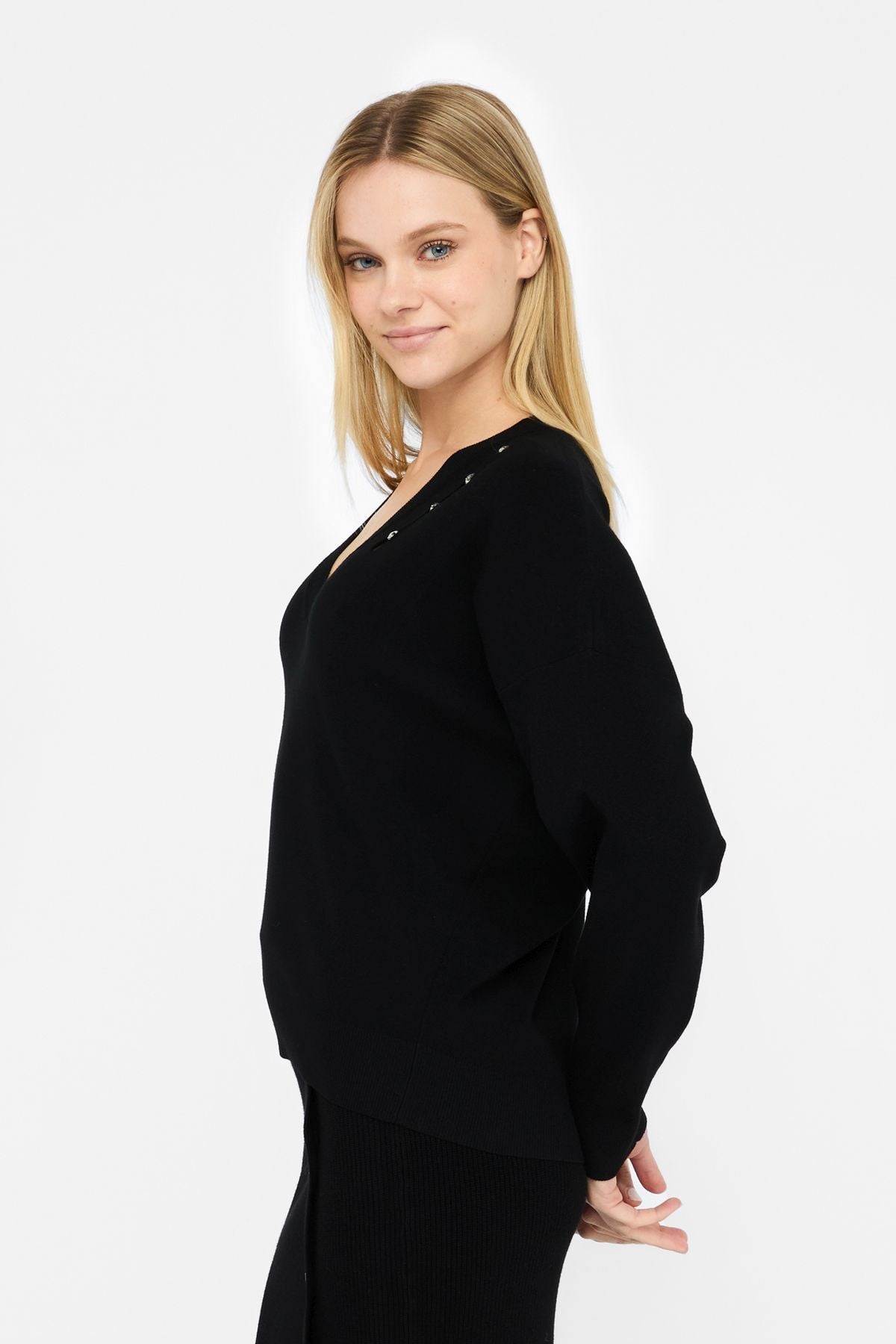 Liu Jo Omuzu Taşlı V Yaka Triko