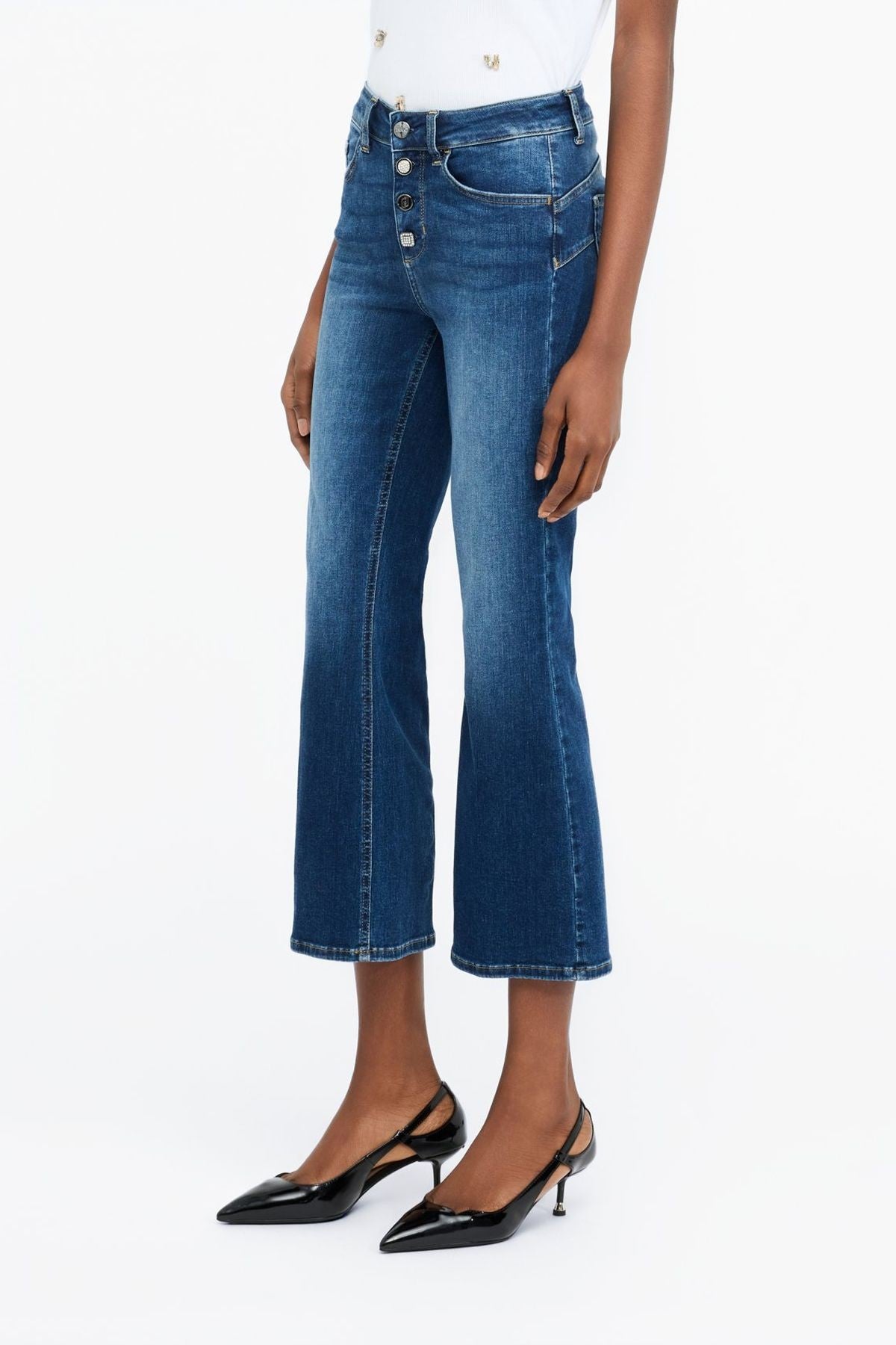 Liu Jo Taşlı Düğmeli Kısa Flare Paça Jean