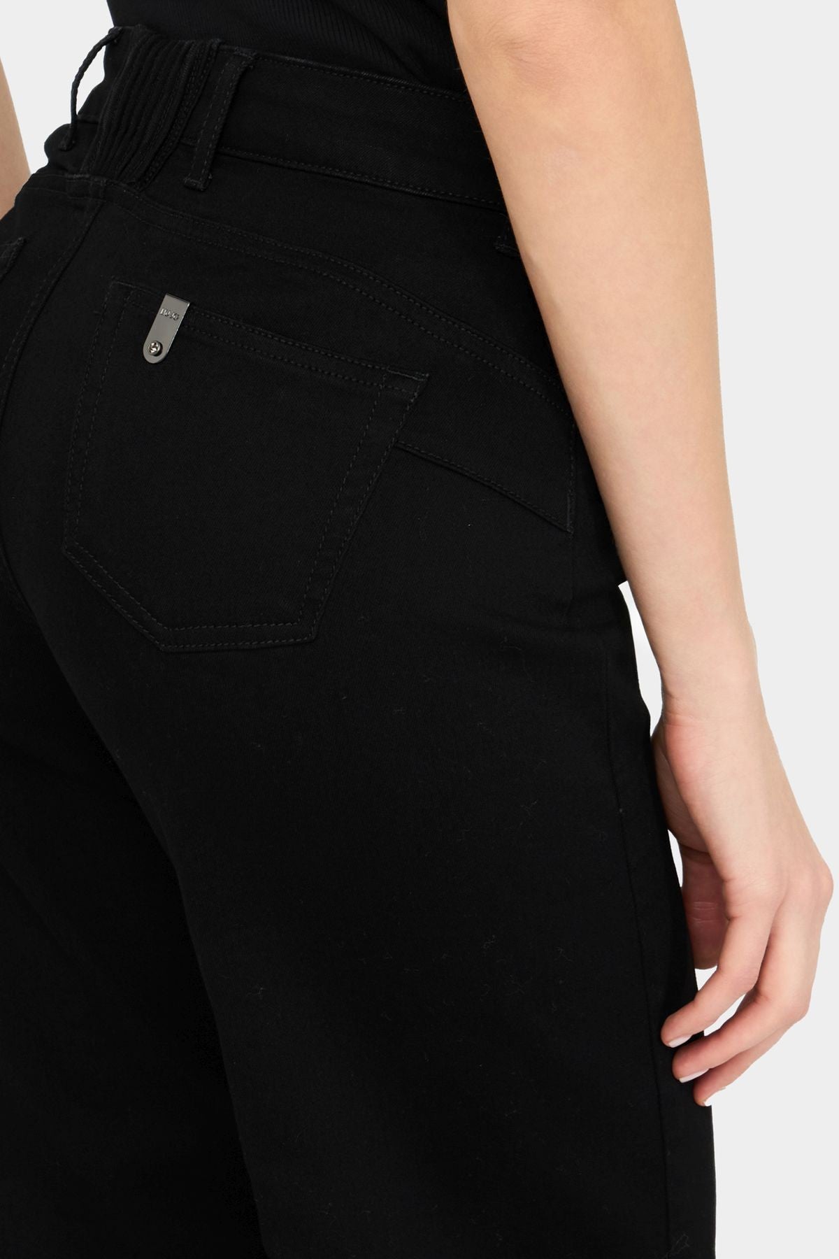 Liu Jo Kısa Paça Düz Kesim Jean