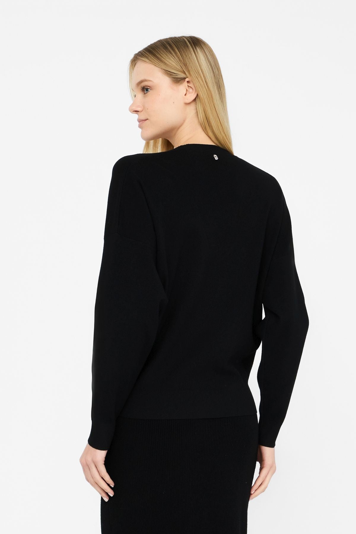 Liu Jo Omuzu Taşlı V Yaka Triko