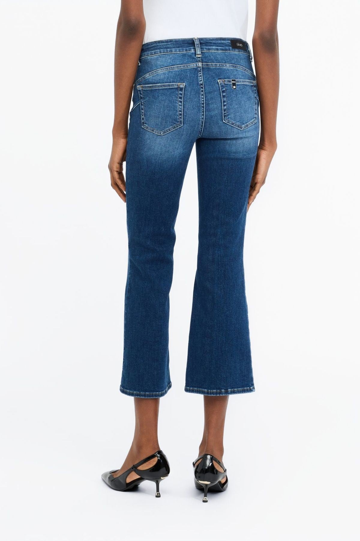 Liu Jo Taşlı Düğmeli Kısa Flare Paça Jean